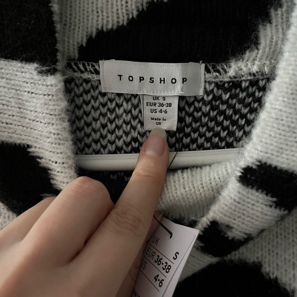 Topshop | NWT Oversized Animal Print Sweater | Size US 4-6 - Picture 9 of 9